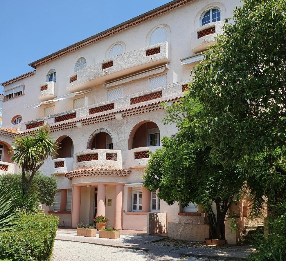 Appart T1 centre BANDOL dans Résidence de charme Extérieur photo